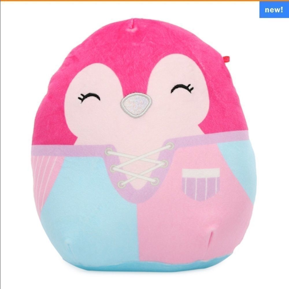 8in Kavya the penguin Squishmallow